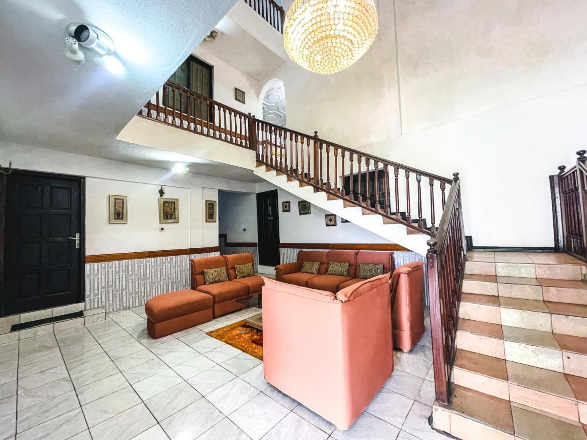 Hill View Hotel Mccarthy Hills Botianaw Zewnętrze zdjęcie