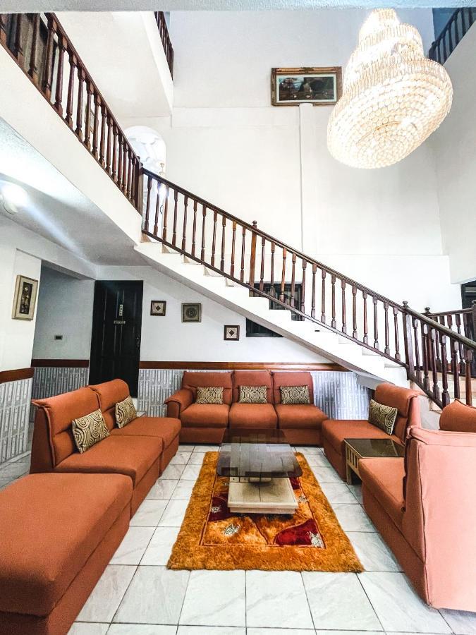 Hill View Hotel Mccarthy Hills Botianaw Zewnętrze zdjęcie